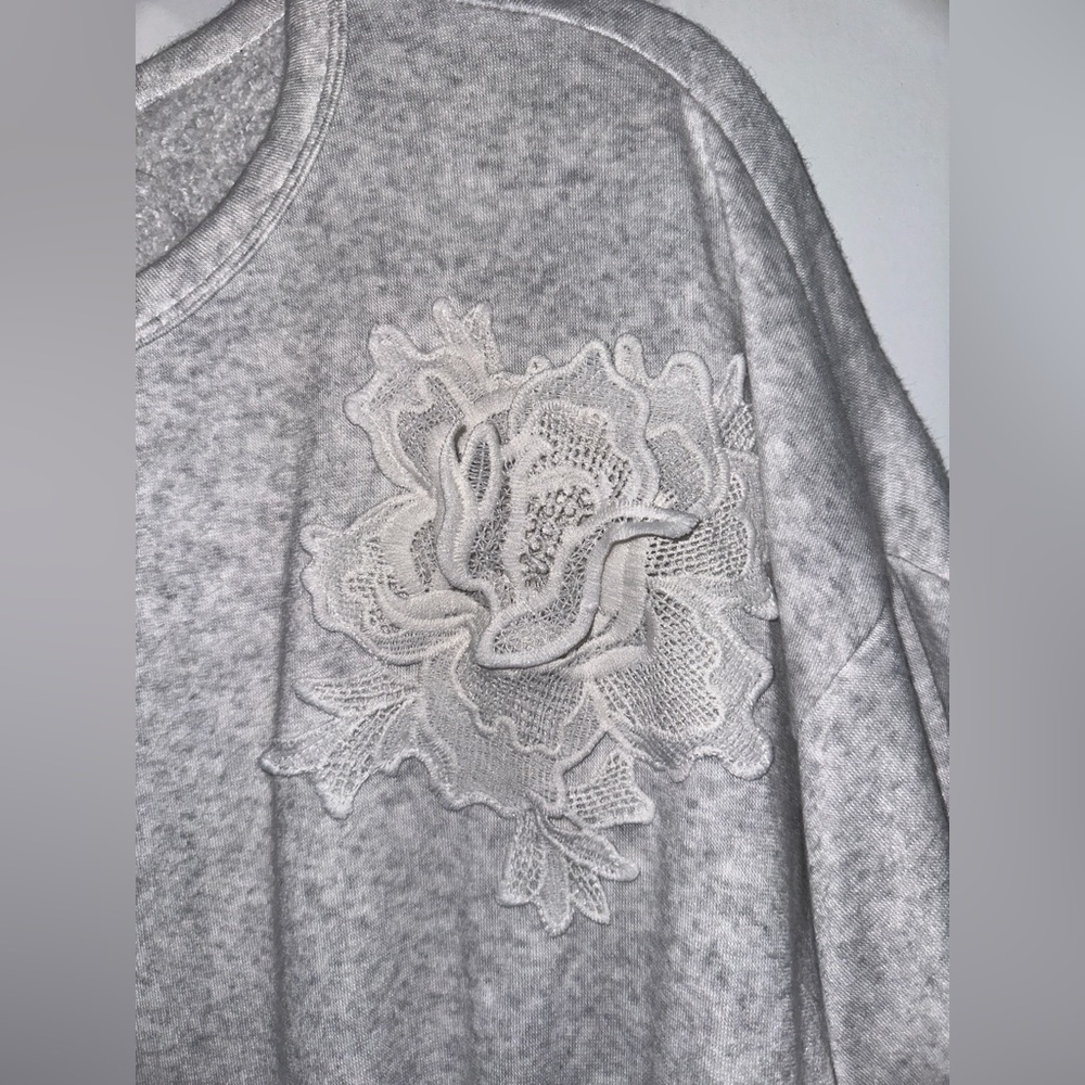 Hummingbird Grey Sweater Top - Picture 5 of 9